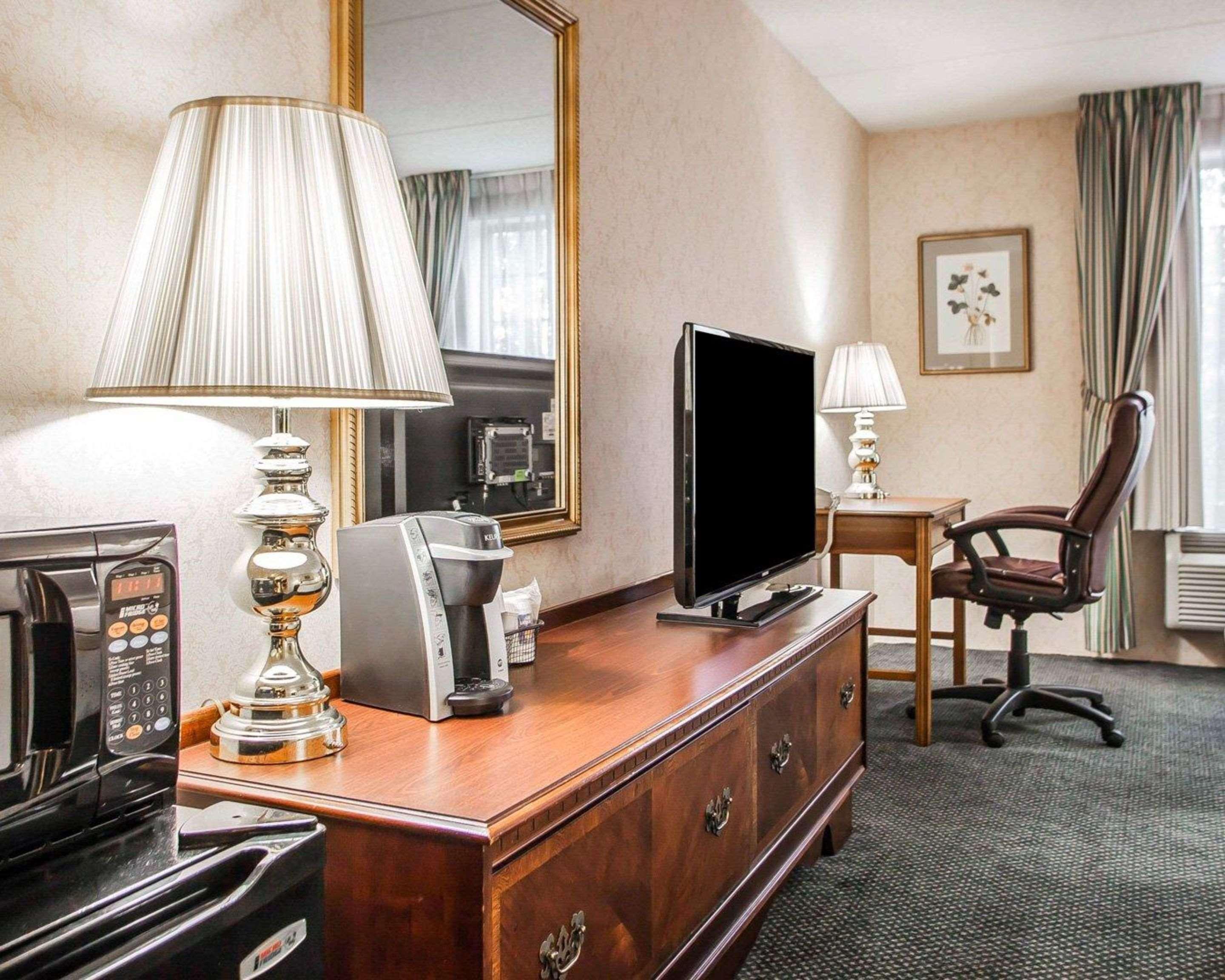 Quality Inn Montgomeryville-Philadelphia Exterior foto
