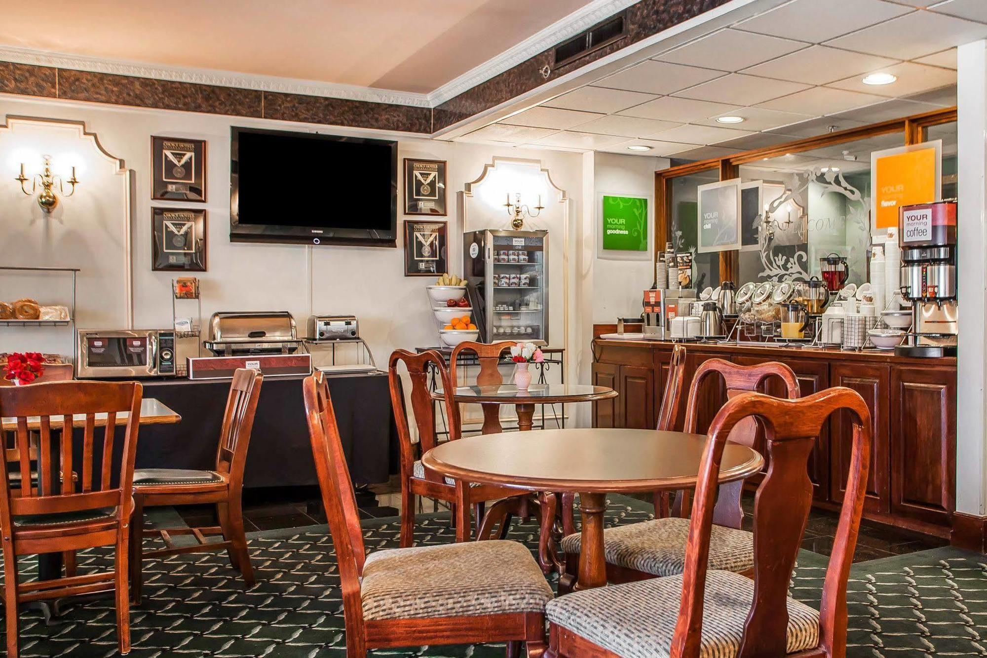 Quality Inn Montgomeryville-Philadelphia Exterior foto